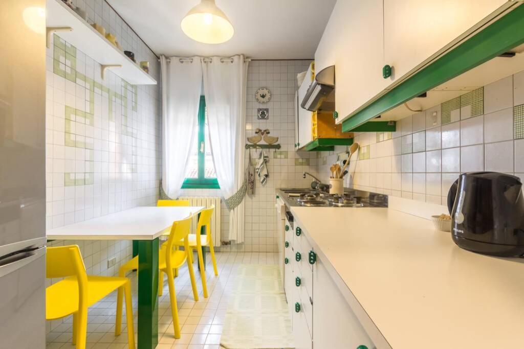 Dadahome Elegante Appartamento Vicino Al Centro トレヴィーゾ エクステリア 写真